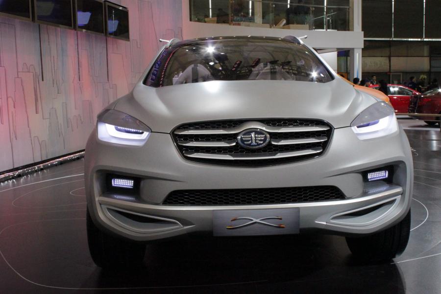  FAW X Concept SUV 2011 года  (фото 24 из 38)